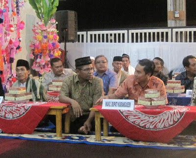 Di Kecicang Hadiri Maulid Nabi Bersama Wakil Bupati Karangasem